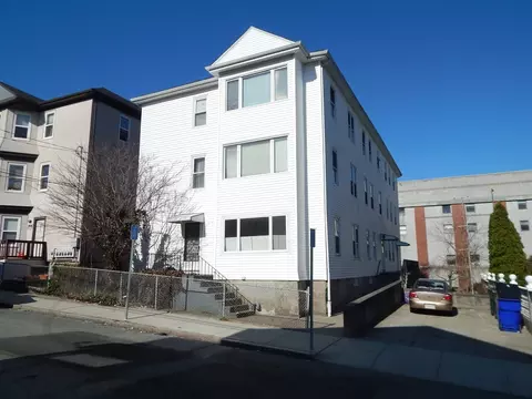 289 Mulberry St, Fall River, MA 02721 photo 1