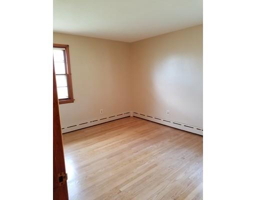 40 Watson St, Chicopee, MA 01020 photo 6