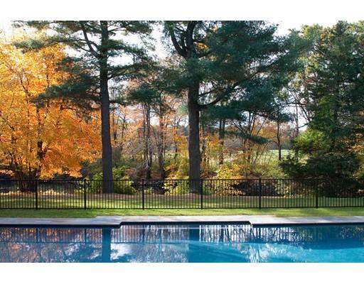 60 Wildwood Dr, Needham, MA 02492 photo 3