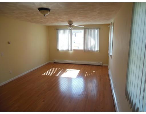 76 Grove, Gloucester, MA 01930 photo 4