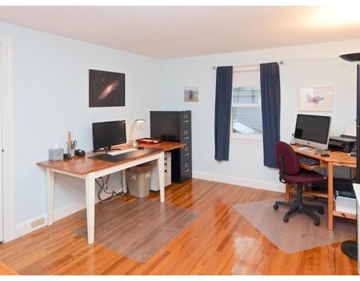 689 Great Plain Ave, Needham, MA 02492 photo 16