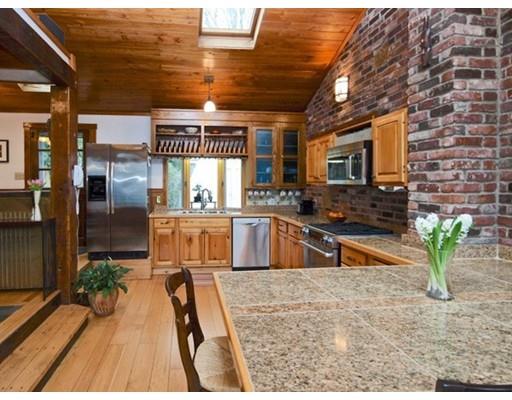 689 Great Plain Ave, Needham, MA 02492 photo 6