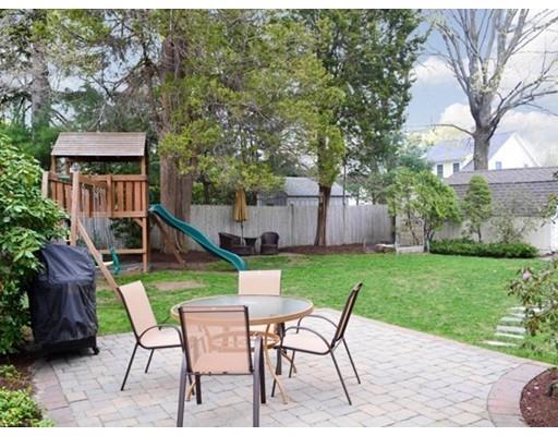 689 Great Plain Ave, Needham, MA 02492 photo 25