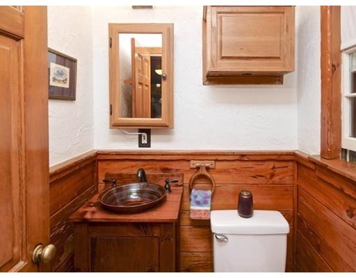 689 Great Plain Ave, Needham, MA 02492 photo 17