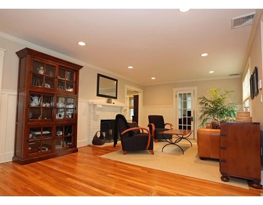 34 Prospect St, Needham, MA 02492 photo 3