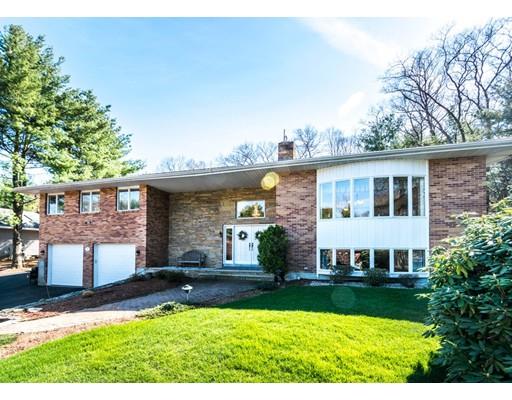 54 Ivy Ln, Waltham, MA 02452 photo 1
