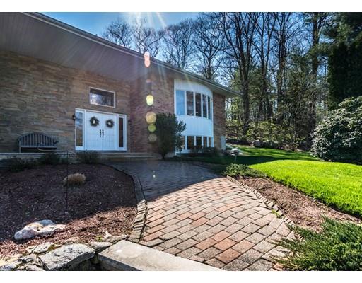54 Ivy Ln, Waltham, MA 02452 photo 3