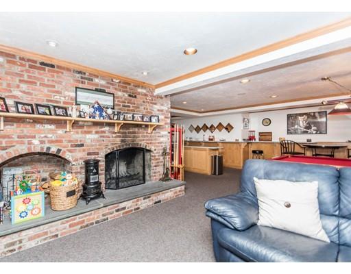 54 Ivy Ln, Waltham, MA 02452 photo 19