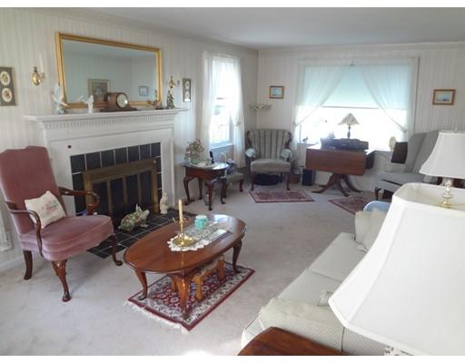 116 Chalmers St, Springfield, MA 01118 photo 4