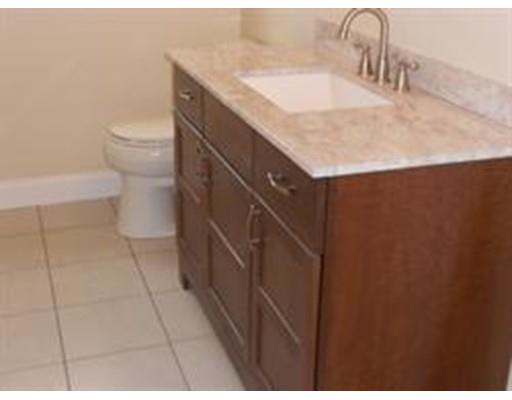 31 Benson St, Worcester, MA 01604 photo 9