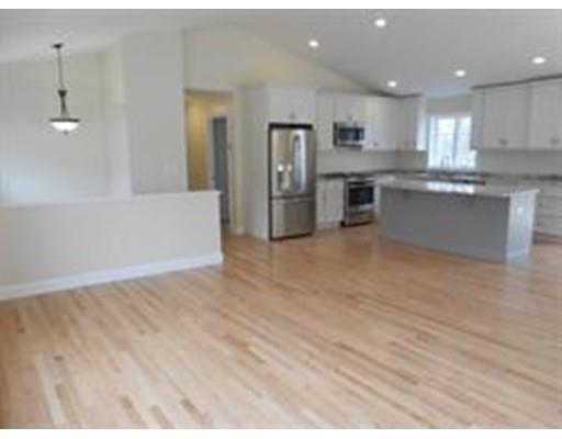 31 Benson St, Worcester, MA 01604 photo 6