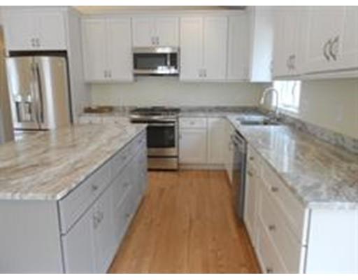 31 Benson St, Worcester, MA 01604 photo 3