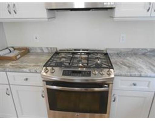31 Benson St, Worcester, MA 01604 photo 4