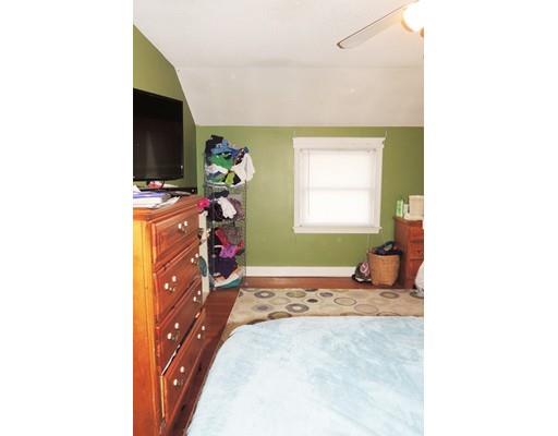 73 Upton St, Springfield, MA 01104 photo 9