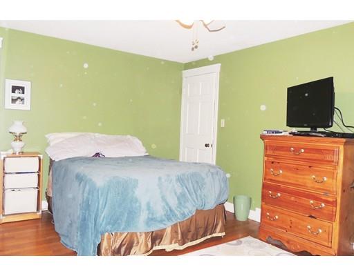 73 Upton St, Springfield, MA 01104 photo 8