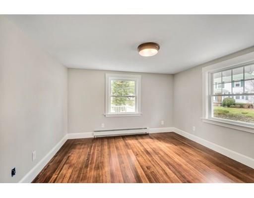 28 Oak St, Reading, MA 01867 photo 14