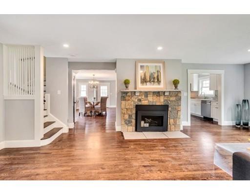 28 Oak St, Reading, MA 01867 photo 8