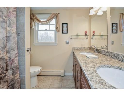 17 Fowler St, Upton, MA 01568 photo 17
