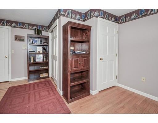 17 Fowler St, Upton, MA 01568 photo 12