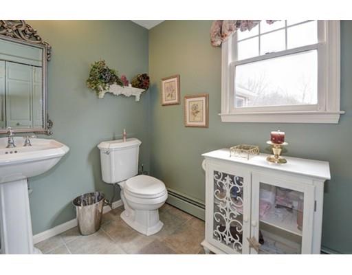 17 Fowler St, Upton, MA 01568 photo 16