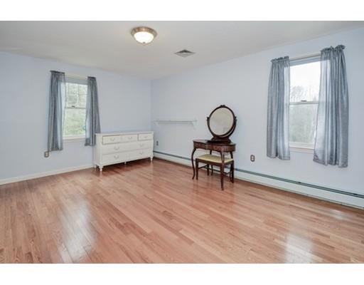 17 Fowler St, Upton, MA 01568 photo 15