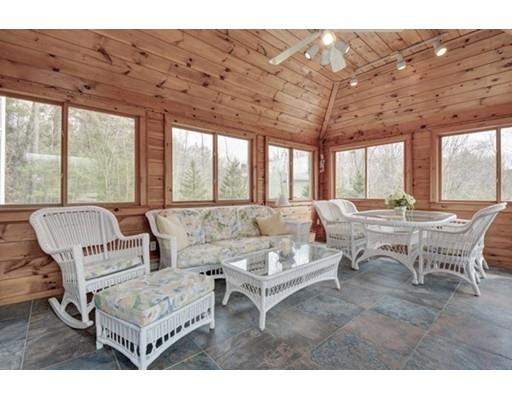 17 Fowler St, Upton, MA 01568 photo 8