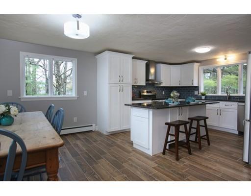 75 Colburn Rd, Reading, MA 01867 photo 3