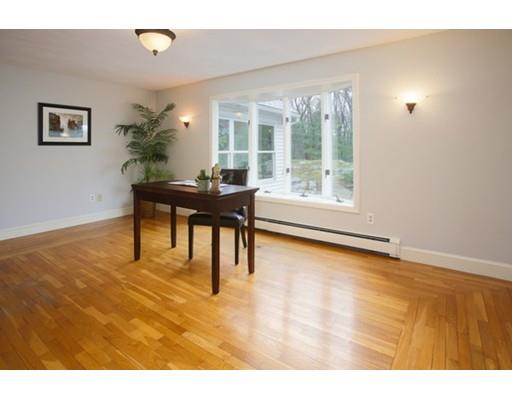 75 Colburn Rd, Reading, MA 01867 photo 6