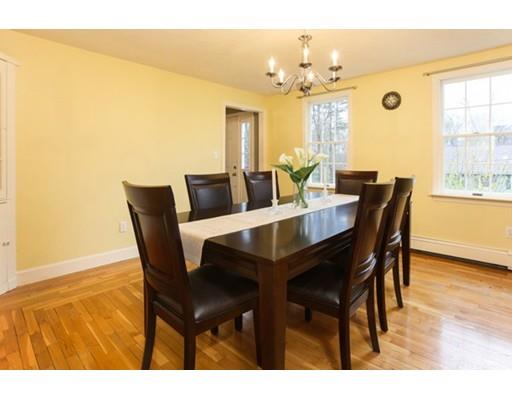 75 Colburn Rd, Reading, MA 01867 photo 5