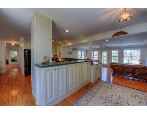 923 Old Post Rd, Barnstable, MA 02635 photo 5