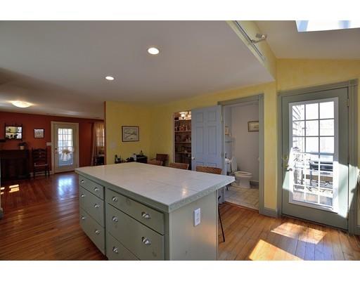 254 Riverside Dr, Dedham, MA 02026 photo 12