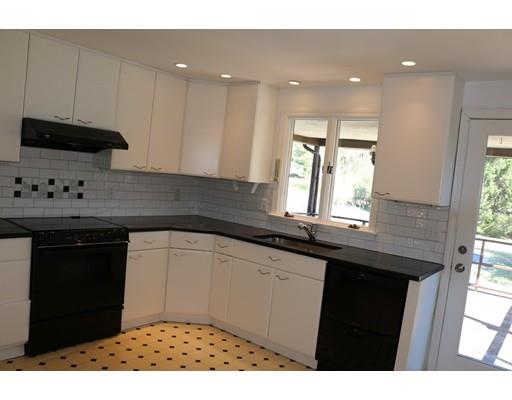 22 Pasture, Reading, MA 01867 photo 6