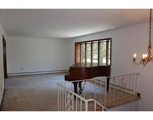 22 Pasture, Reading, MA 01867 photo 4