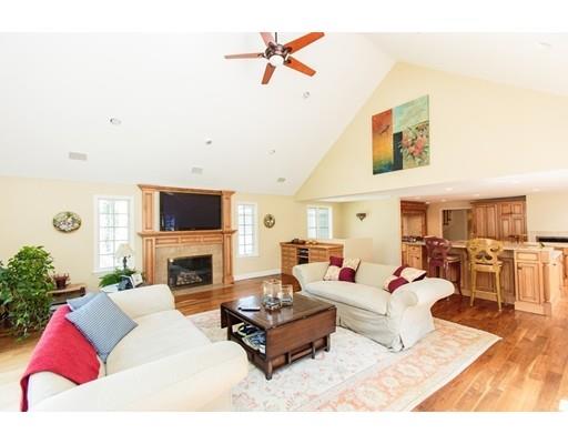71 Beaver Rd, Weston, MA 02493 photo 9