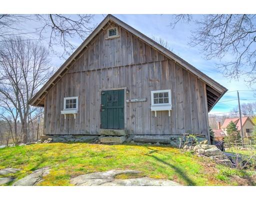 1 Mowry St, Mendon, MA 01756 photo 3