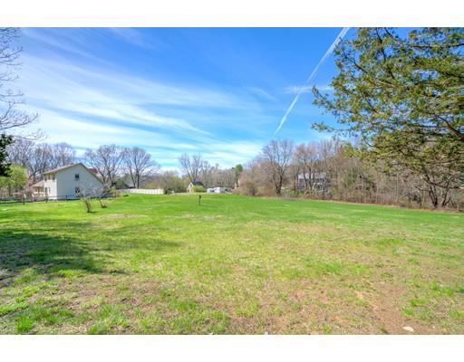 1 Mowry St, Mendon, MA 01756 photo 9