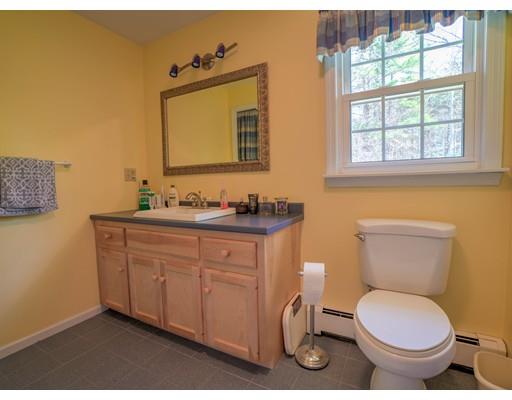 1 Mowry St, Mendon, MA 01756 photo 18