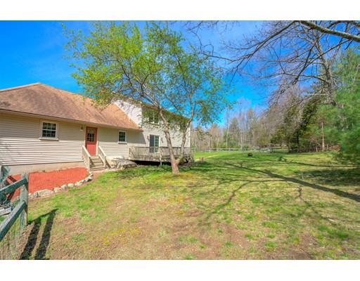 1 Mowry St, Mendon, MA 01756 photo 5