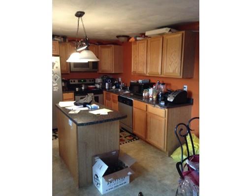 124 Ledgecrest Dr, Worcester, MA 01603 photo 4