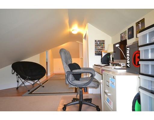 103 Pilgrim Rd, Springfield, MA 01118 photo 18