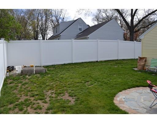 103 Pilgrim Rd, Springfield, MA 01118 photo 26