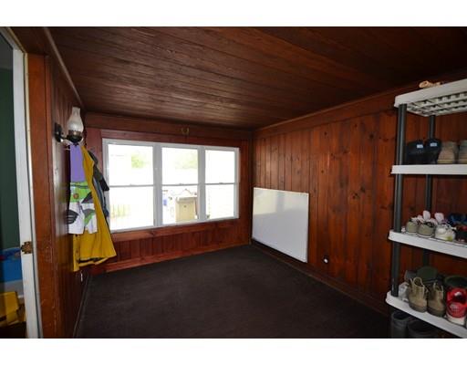 103 Pilgrim Rd, Springfield, MA 01118 photo 21