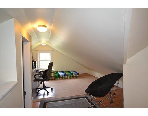 103 Pilgrim Rd, Springfield, MA 01118 photo 17