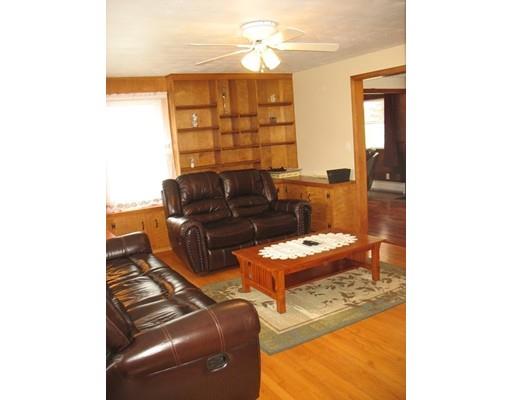 31 Fedak Dr, Chicopee, MA 01013 photo 8