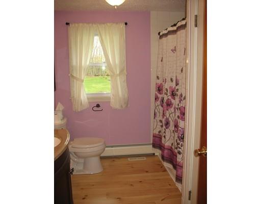 31 Fedak Dr, Chicopee, MA 01013 photo 16
