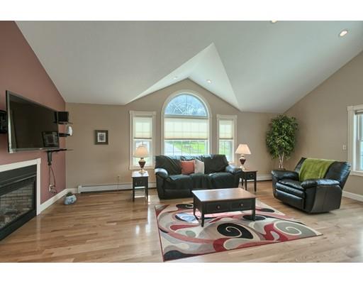 90 Turtle Hill Rd, Dracut, MA 01826 photo 6