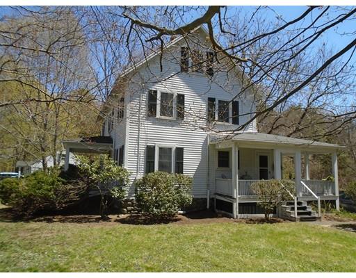 61 Maple St, Middleton, MA 01949 photo 2