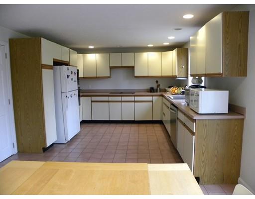 12 Garvey Rd, Framingham, MA 01701 photo 3