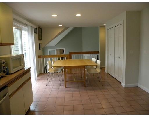12 Garvey Rd, Framingham, MA 01701 photo 4