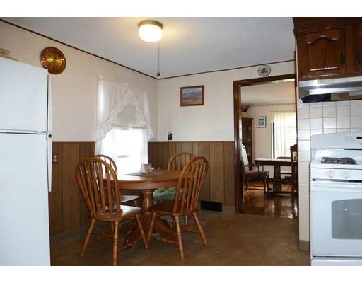 80 Webber St, Springfield, MA 01108 photo 4